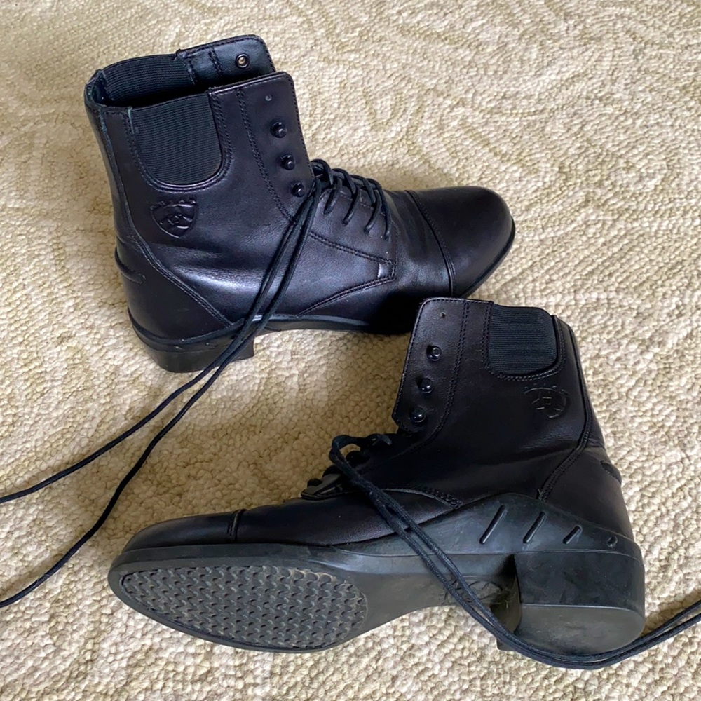 Arita 7.5 Boots ! View 4
